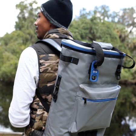 Koozie 2-in-1 Carabiner 1